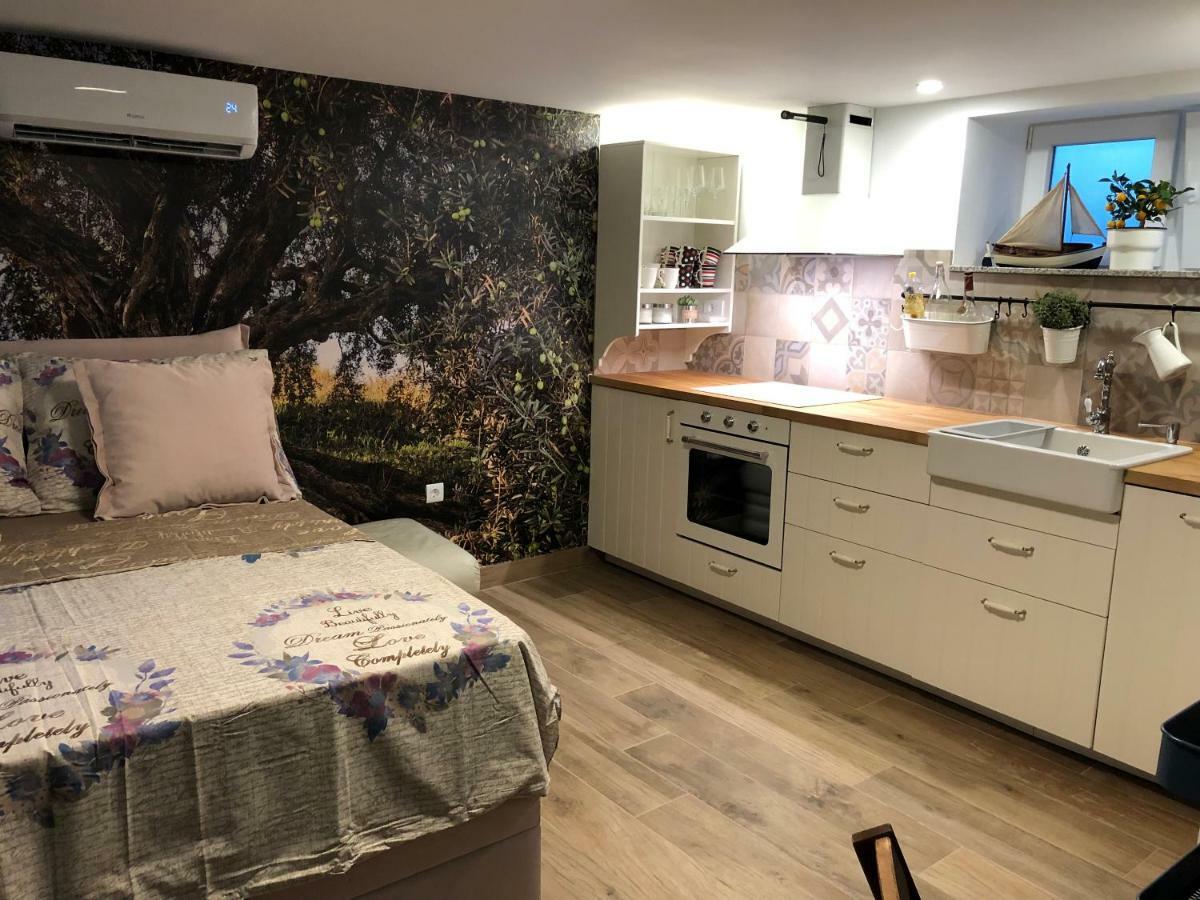 Studio Pod Room, Free Parking 扎达尔 外观 照片